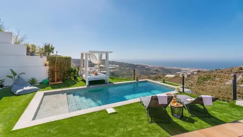 Villa Turística Palomas Torrox by Ruralidays