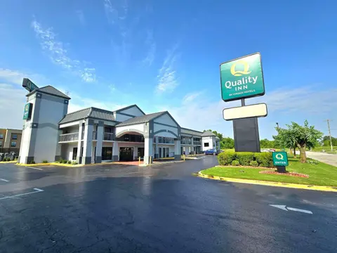Quality Inn Oak Grove Fort Campbell