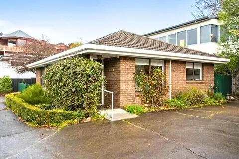 Sandy Bay Cozy Cottage Close to CBD