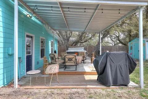 Sandy Beach Retreat