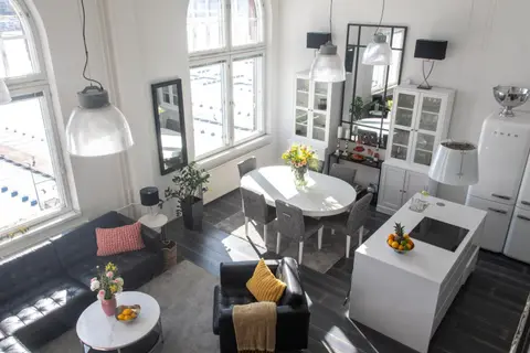 Upea loftsuite, järvinäkymä, wifi, sauna & spa