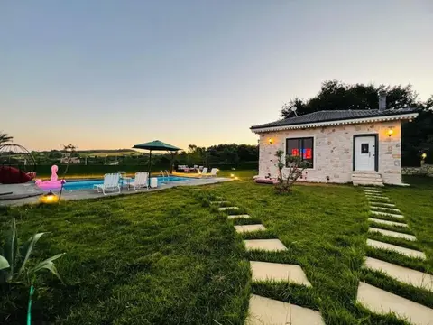 MEDASUİTE Stone House With Pool And Jacuzzi