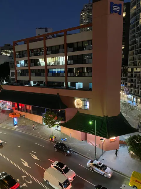 Seasons Hotel ,Darling Harbour