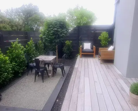 Apartment 6 - Haddin Court - Funky One Bedroom