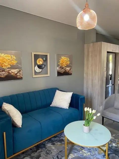 1 bedroom flat next to Grandpalm