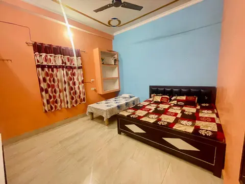 Shivam Home Stay