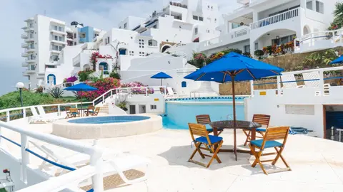 Beachfront Bliss Ap t 2Br Your Coastal Retreat