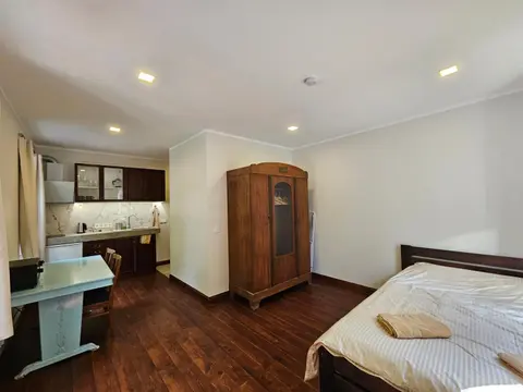 Heina's studio apartment
