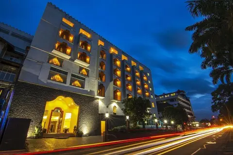 Royal Kandyan