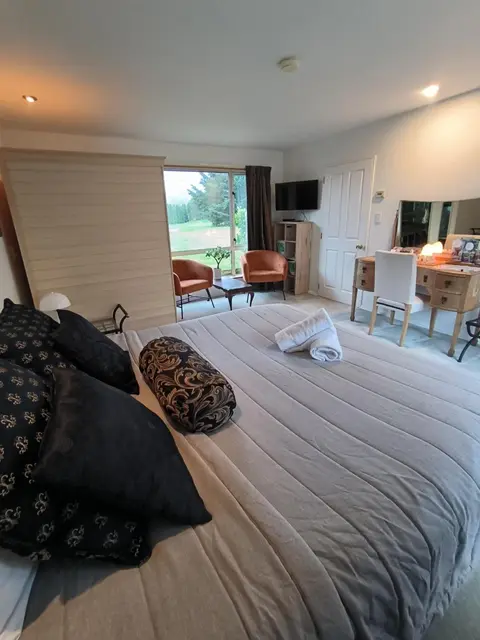 Vibrant Living Retreat
