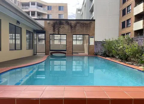 Cozy 2B2B APT at Hurstville