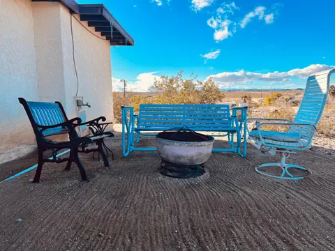 Hilltop Cabin with Starlink and View 10 mins to JT Park