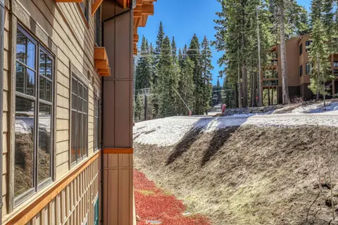 Big Horn Lodge 310 by East West Hospitality