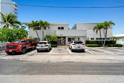 NEW Waterfront Retreat with Views & Pool Access