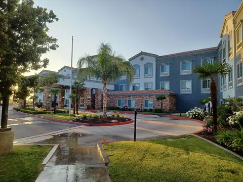 Spark By Hilton Redlands