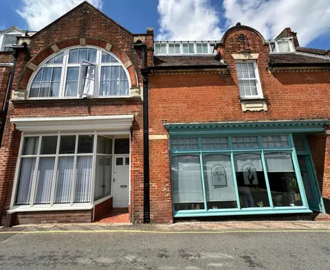 Taylor & Miller's Maisonette