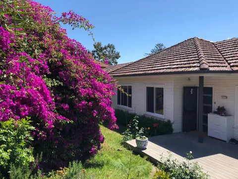 Tranquil Garden view Room Macquiare Marsfield Eastwood