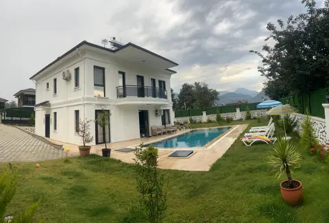 Star House