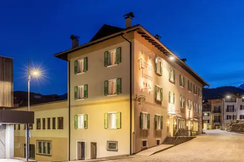 Albergo Tuenno