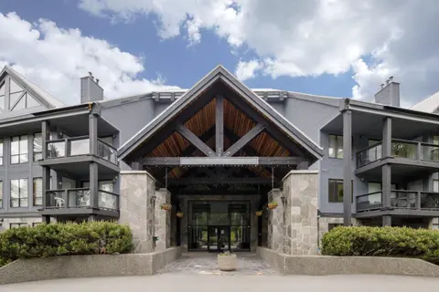 Spacious 3BR Condo in Whistler