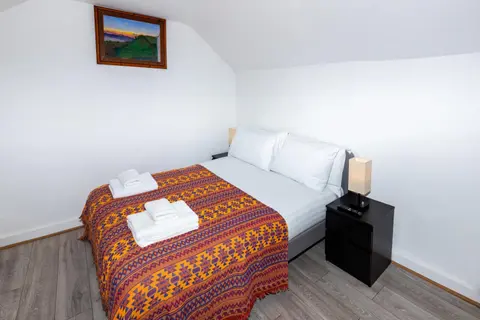 Glastonbury - One Bed Studio 5