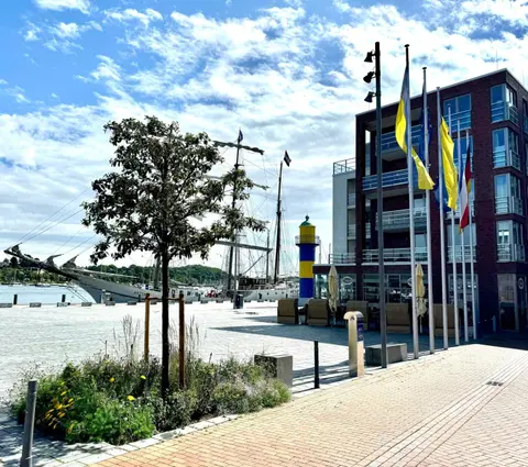 Apartment 8 "MEERZEIT" Blickrichtung Innenstadt Binnenhafen West
