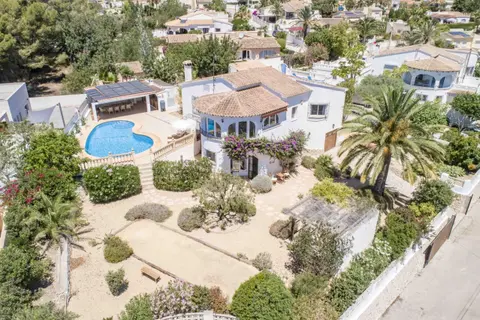 Casa Clavel