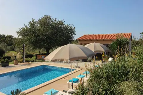 Ferienhaus mit Privatpool für 8 Personen ca 160 qm in Ližnjan, Istrien Südküste von Istrien - b58432