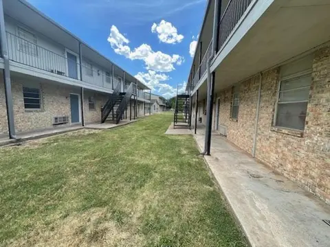 One BR Comfort Awaits Near Ft Sill
