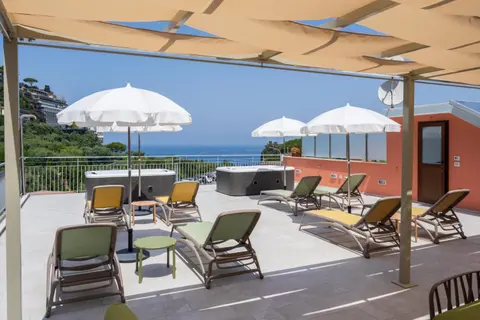 De Vivo Realty - Futura Funky House Sorrento