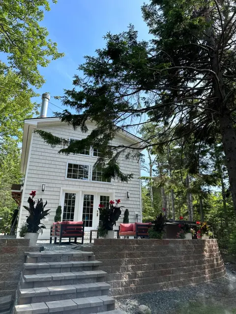 Luxury cabin vc home 2bd 2bath