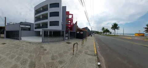 Apartamento em frente à praia