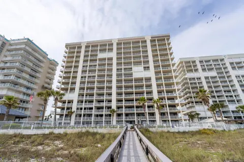 Windward Pointe 201