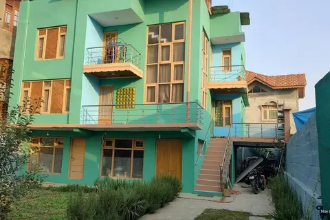 2 BHK Apartment in Srinagar