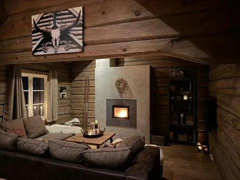 Stunning log cabin at Lifjell with lots of charms