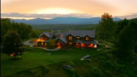 Five Bedroom Mountain Mansion With Best View In Stowe