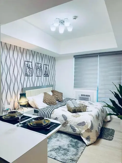 The Z Cabins