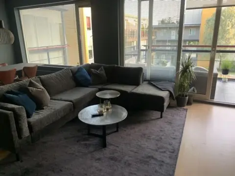 Pen og stor leilighet ved Trondheim sentrum