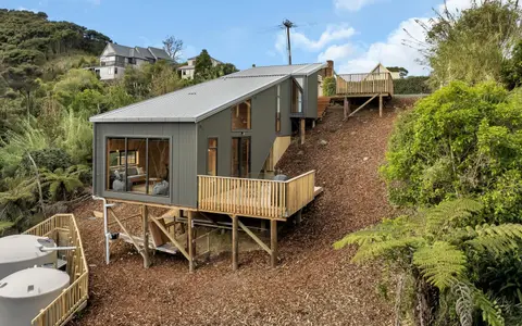 Titore Bach - Russell Holiday Home