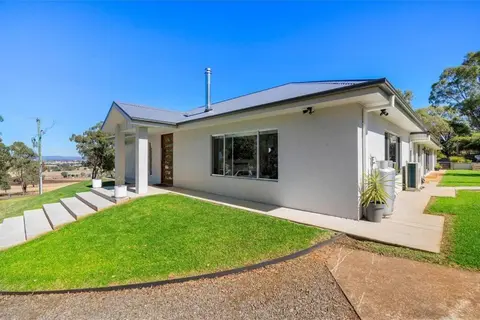 Nunkeri- A Country Oasis overlooking Wagga Wagga