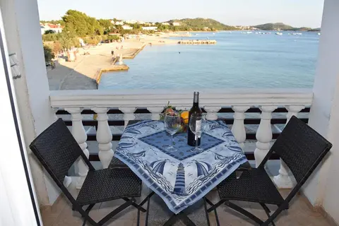 Beachfront Apartment - Janice Beach Pakoštane - Adults Only - by Mustel Travel