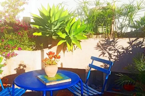 3-floorhouse with garden rooftop