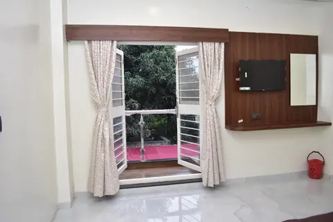 Hotel Sai Sandesh