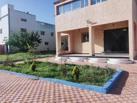 Charmante villa avec piscine pour famille