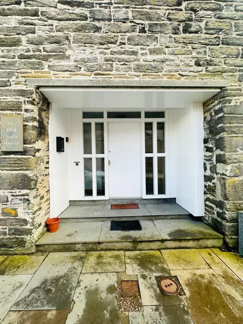 The Old Salt House, Flat1