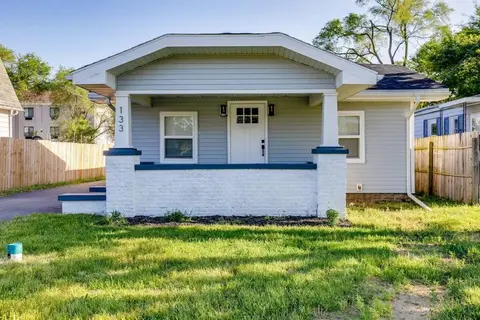 Cozy 2BR Home Near ND - Perfect for Game Day Stays