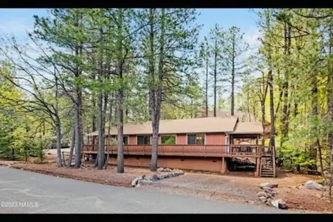 The Bluejay Cabin at Munds Park, AZ!