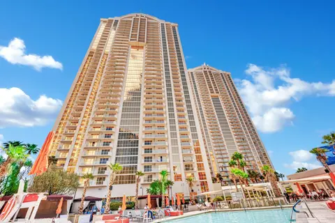 Skyline Serenity MGM Signature Condo