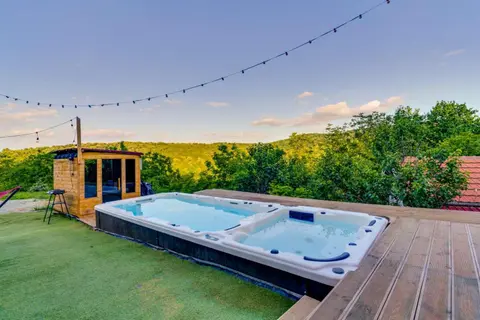 Mountain spa Yin&Yang