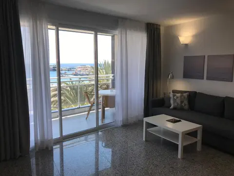 Bahia Colon